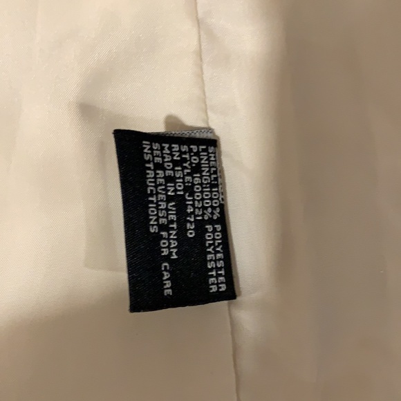 Zippered lightweight jacket with hood and pockets - Picture 4 of 6